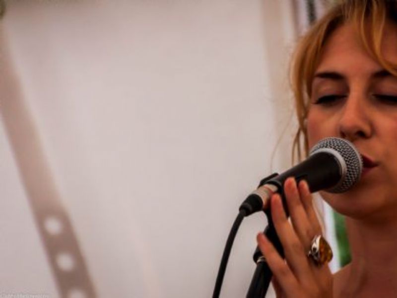 charlotte sings